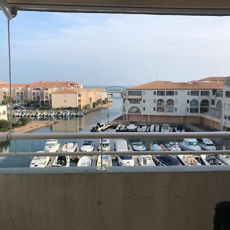 T2 vue mer Mezzanine les Quilles Sète Extérieur photo