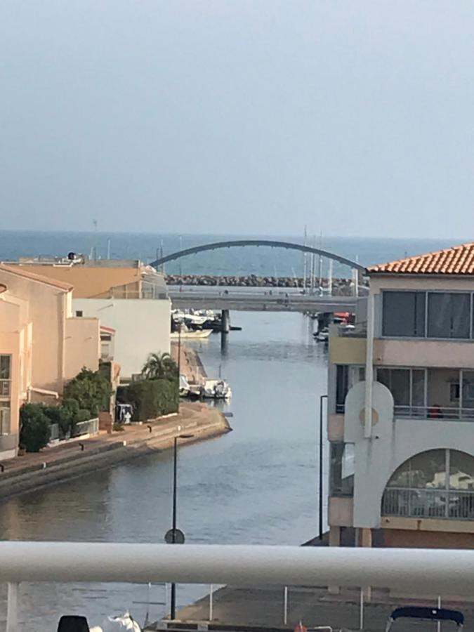 T2 vue mer Mezzanine les Quilles Sète Extérieur photo